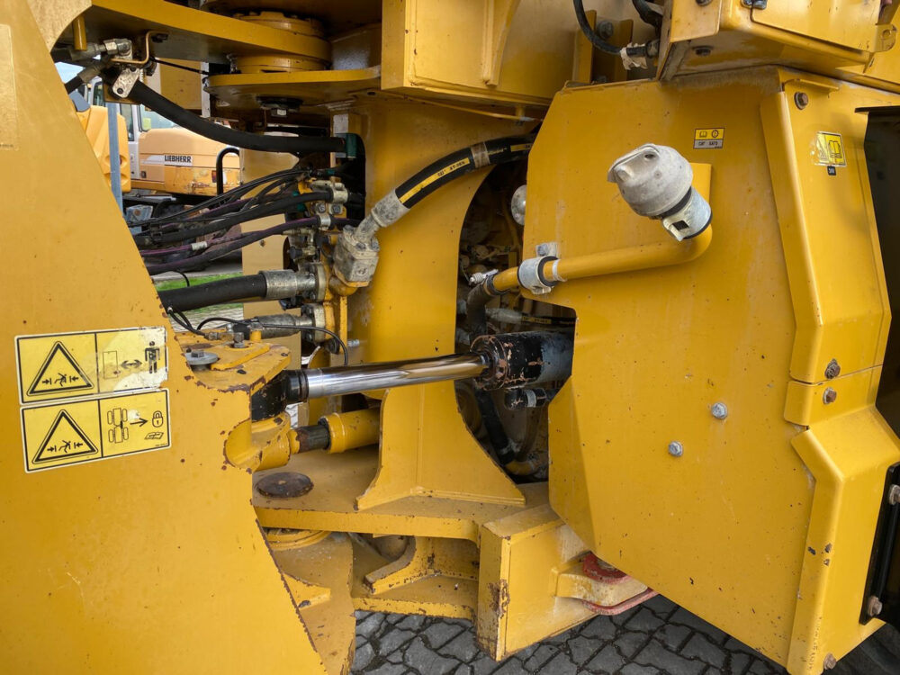 Caterpillar 980M wiellader