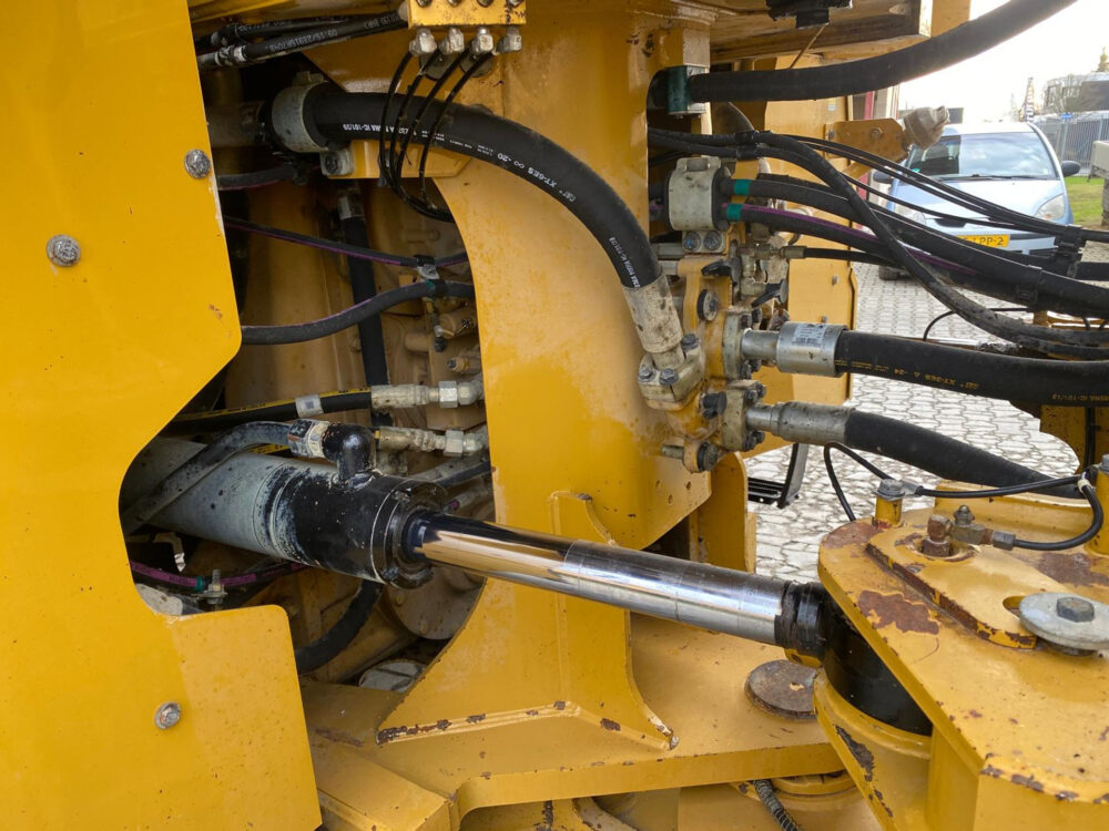 Caterpillar 980M wiellader