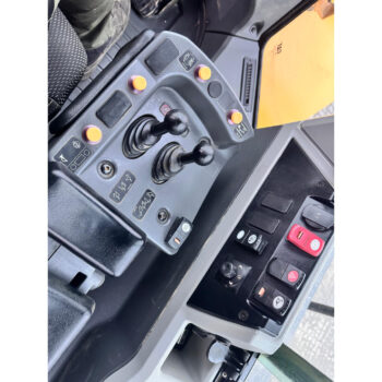 Caterpillar 966M wiellader