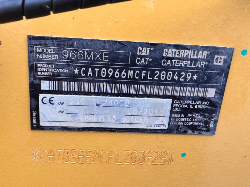Caterpillar 966M wiellader
