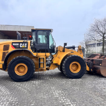Caterpillar 966M wiellader