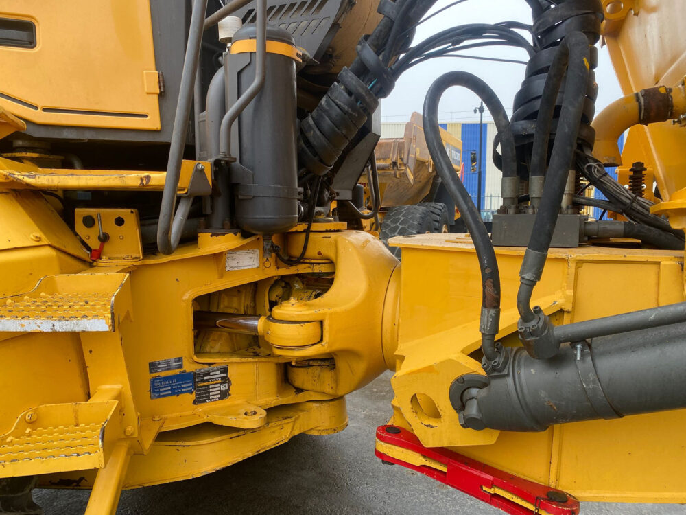 Volvo A40E 6×6 dumper