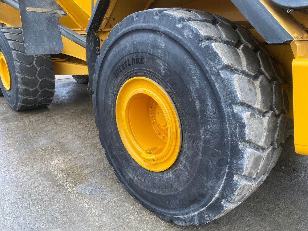 Volvo A40E 6×6 dumper