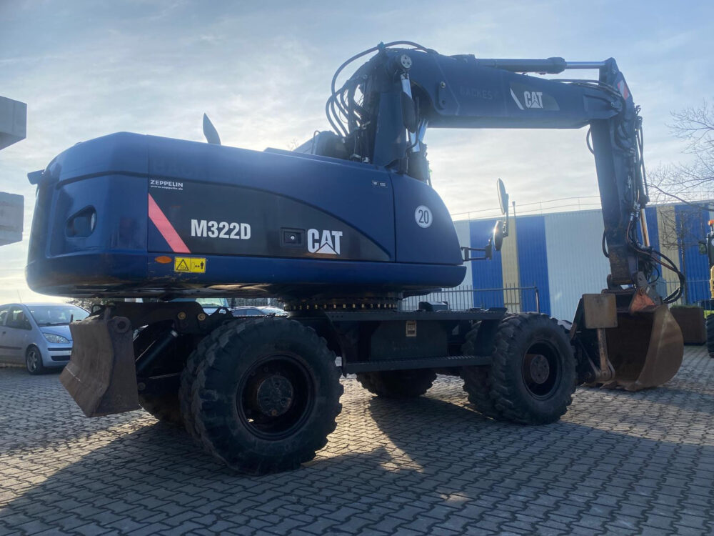 Caterpillar M322D mobiele graafmachine