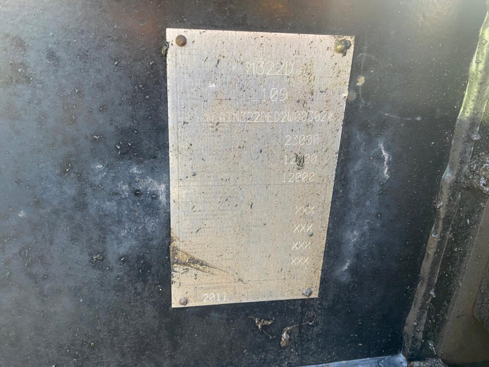 Caterpillar M322D mobiele graafmachine