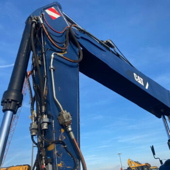 Caterpillar M322D mobiele graafmachine