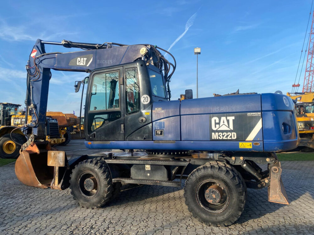 Caterpillar M322D mobiele graafmachine