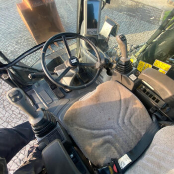 Caterpillar M322D mobiele graafmachine