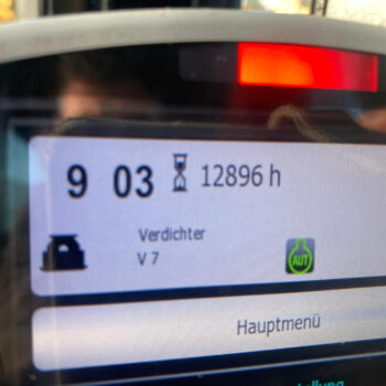 Caterpillar M322D mobiele graafmachine