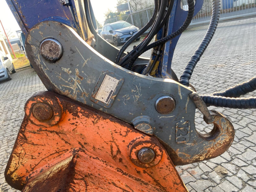 Caterpillar M322D mobiele graafmachine