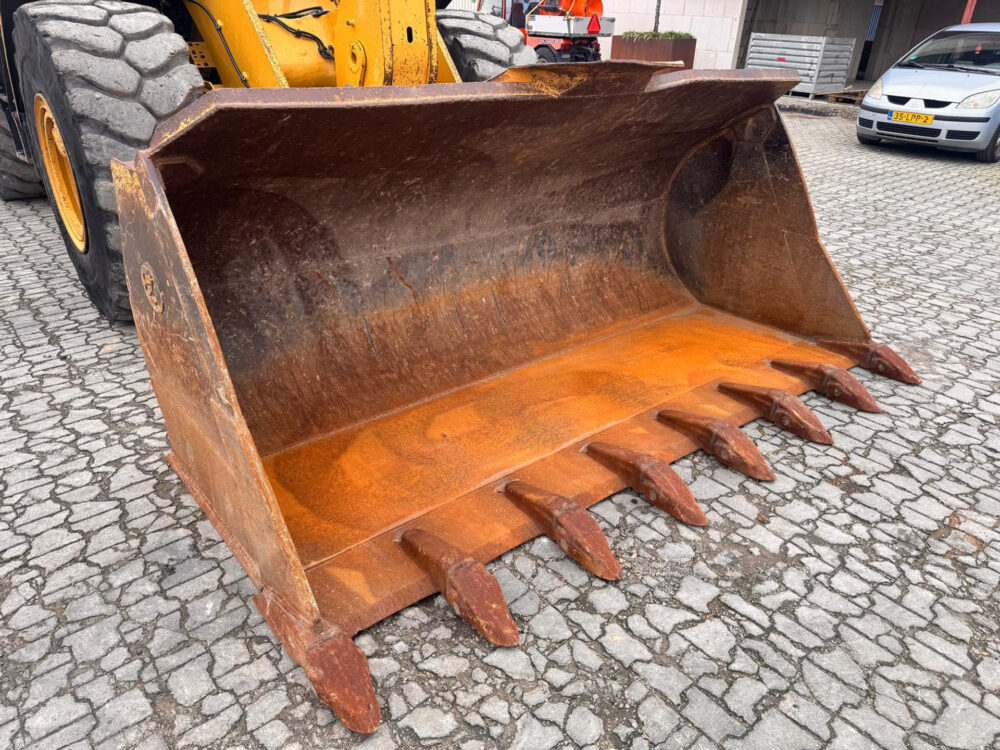 Caterpillar 950 M wiellader