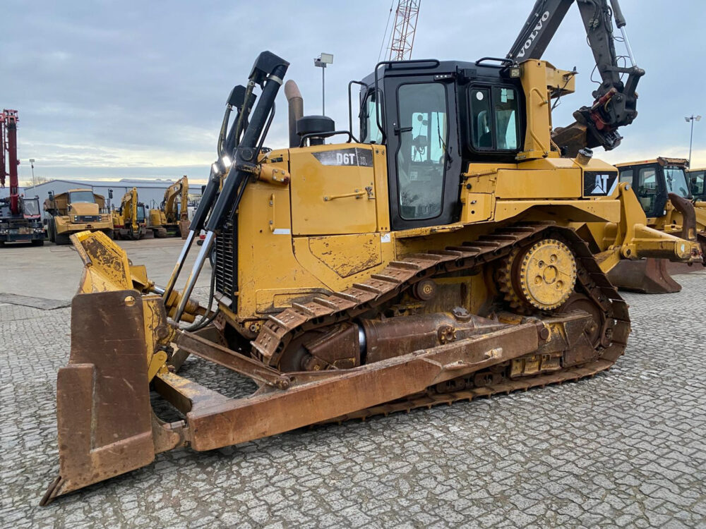 Caterpillar D6T XL rupsdozer