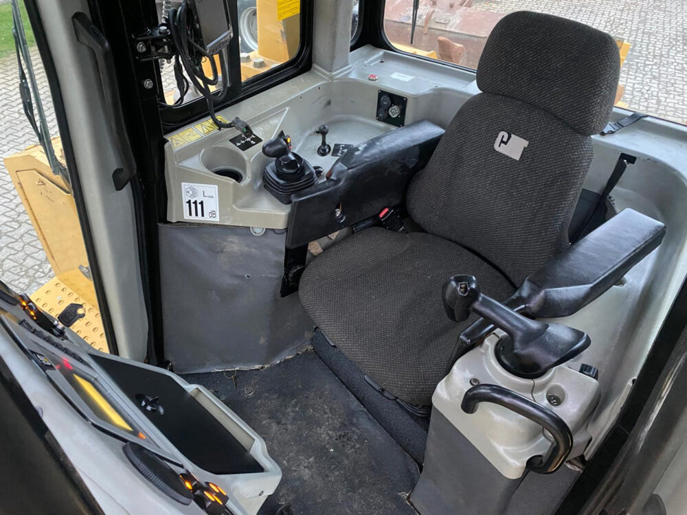 Caterpillar D6T XL rupsdozer