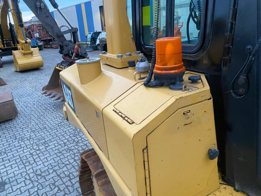 Caterpillar D6T XL rupsdozer