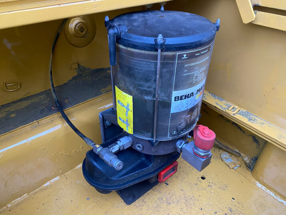 Caterpillar 345 CL rupsgraafmachine