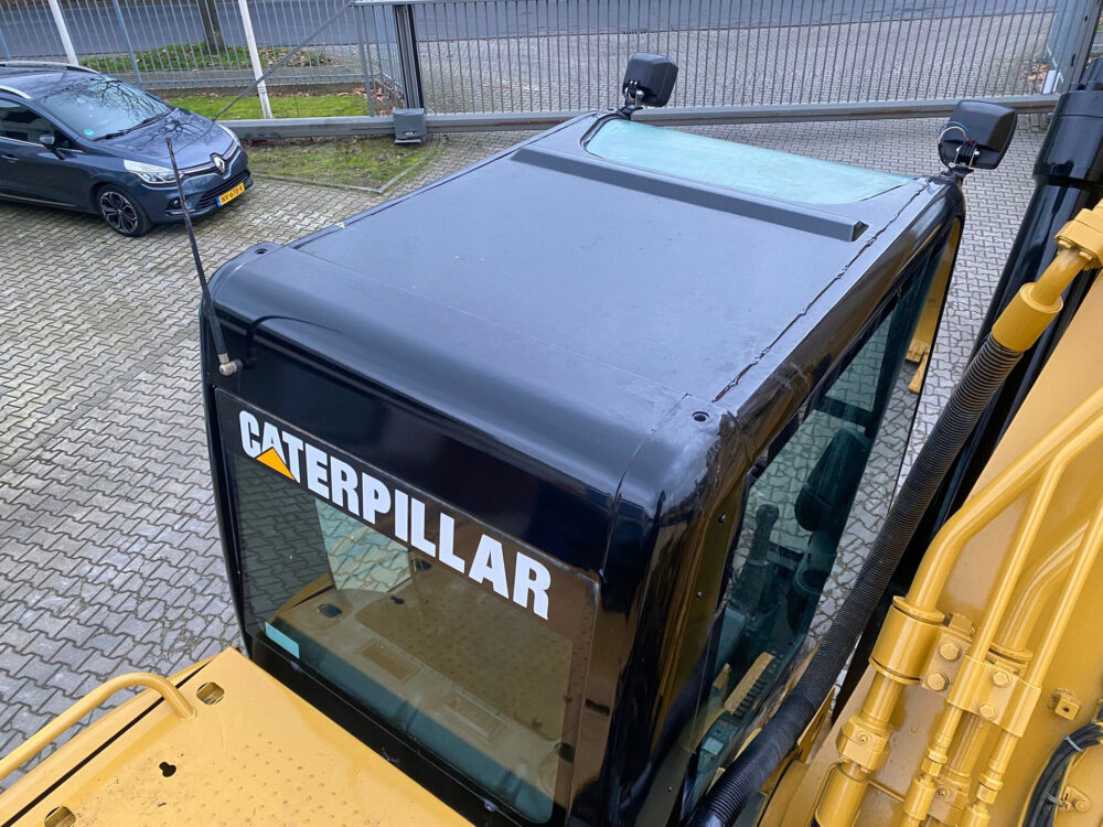 Caterpillar 345 CL rupsgraafmachine