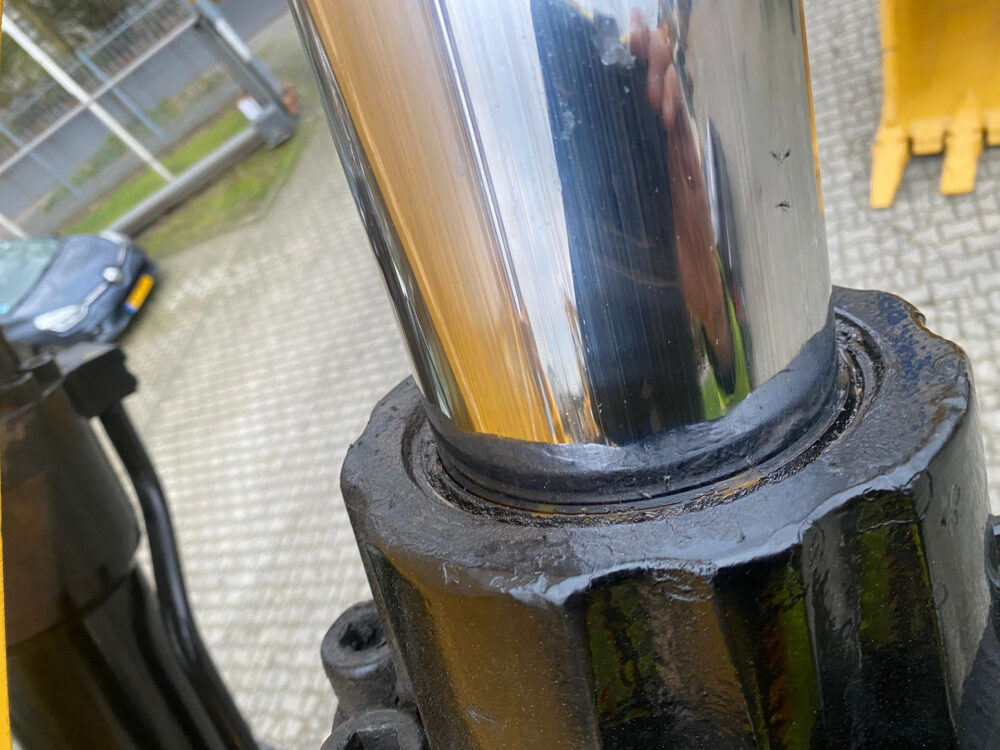 Caterpillar 345 CL rupsgraafmachine