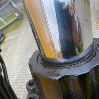 Caterpillar 345 CL rupsgraafmachine