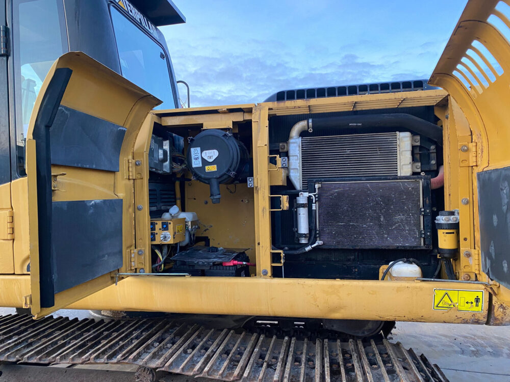 Caterpillar 320 DL 3066 Engine!