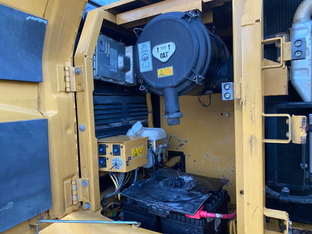 Caterpillar 320 DL 3066 Engine!