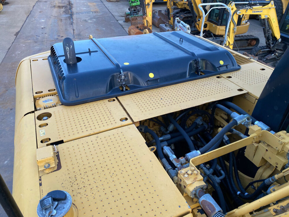 Caterpillar 320 DL 3066 Engine!