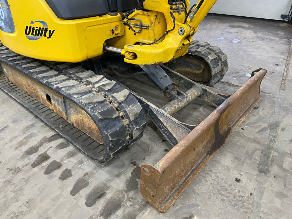 Komatsu PC50 MR-2 minigraver