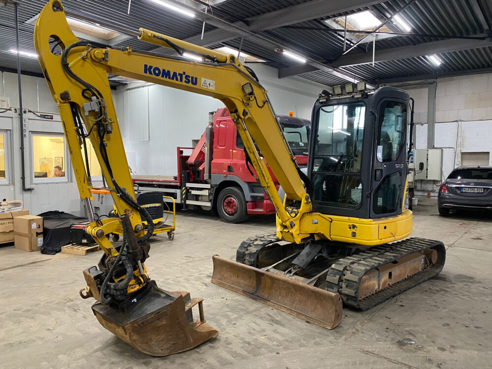 Komatsu PC50 MR-2 minigraver