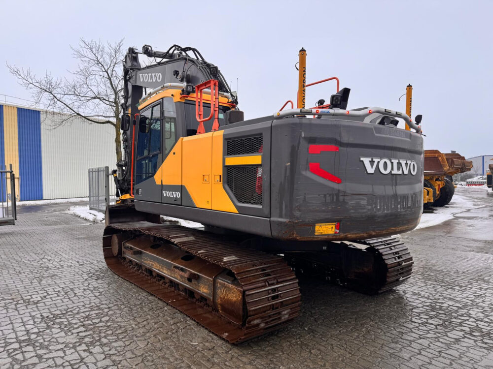 Volvo EC220EL rupsgraafmachine