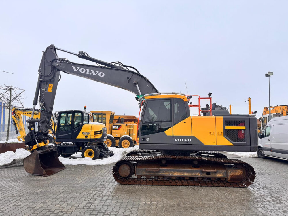 Volvo EC220EL rupsgraafmachine