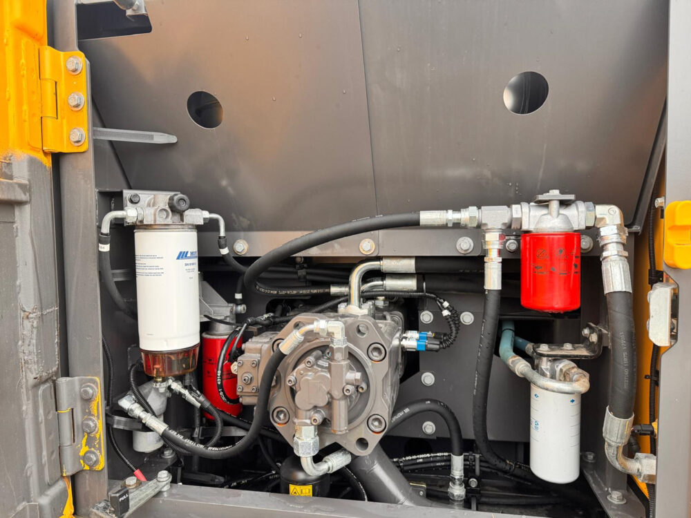 Volvo EC220EL rupsgraafmachine