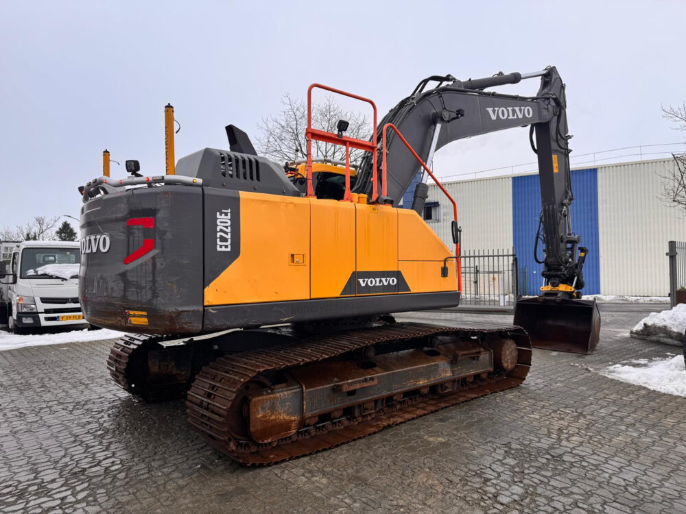 Volvo EC220EL rupsgraafmachine