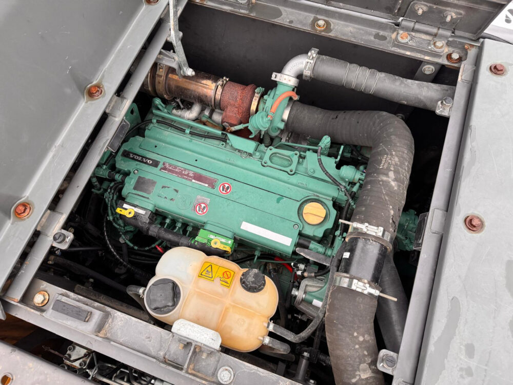 Volvo EC220EL rupsgraafmachine