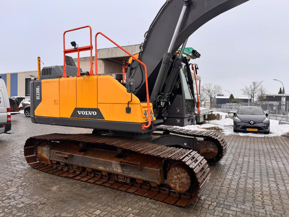 Volvo EC220EL rupsgraafmachine