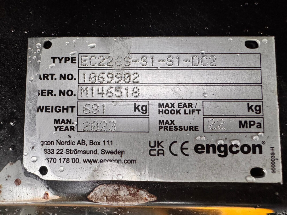 Volvo EC220EL rupsgraafmachine