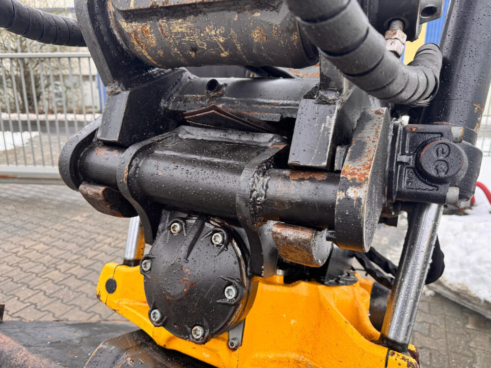 Volvo EC220EL rupsgraafmachine