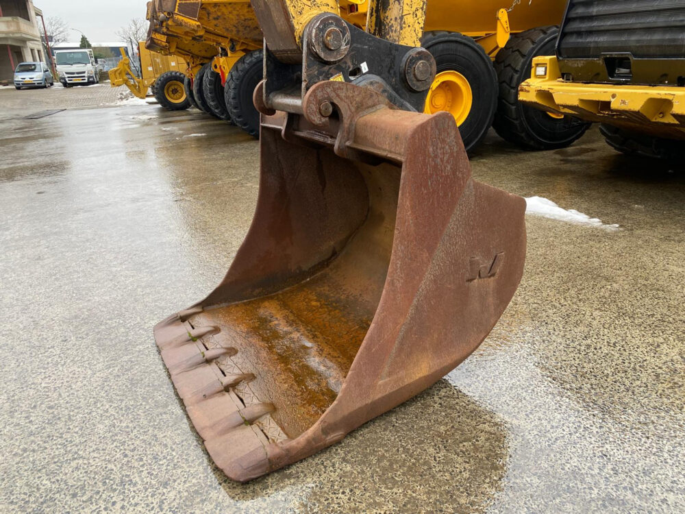 Caterpillar 329 ELN rupsgraafmachine