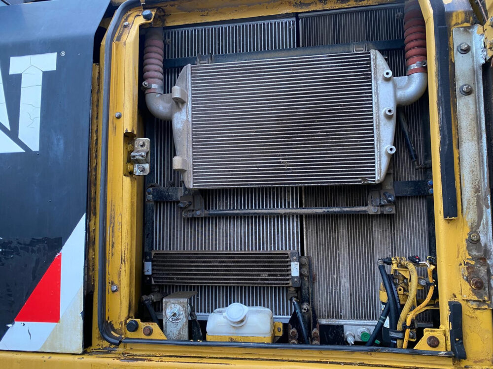 Caterpillar 329 ELN rupsgraafmachine