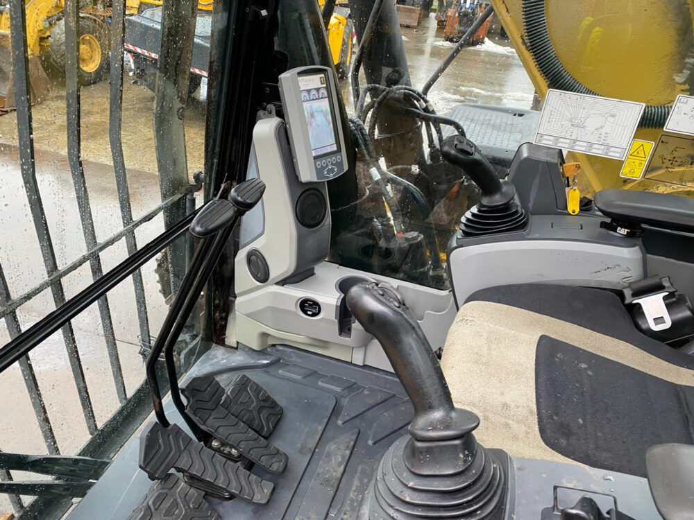 Caterpillar 329 ELN rupsgraafmachine