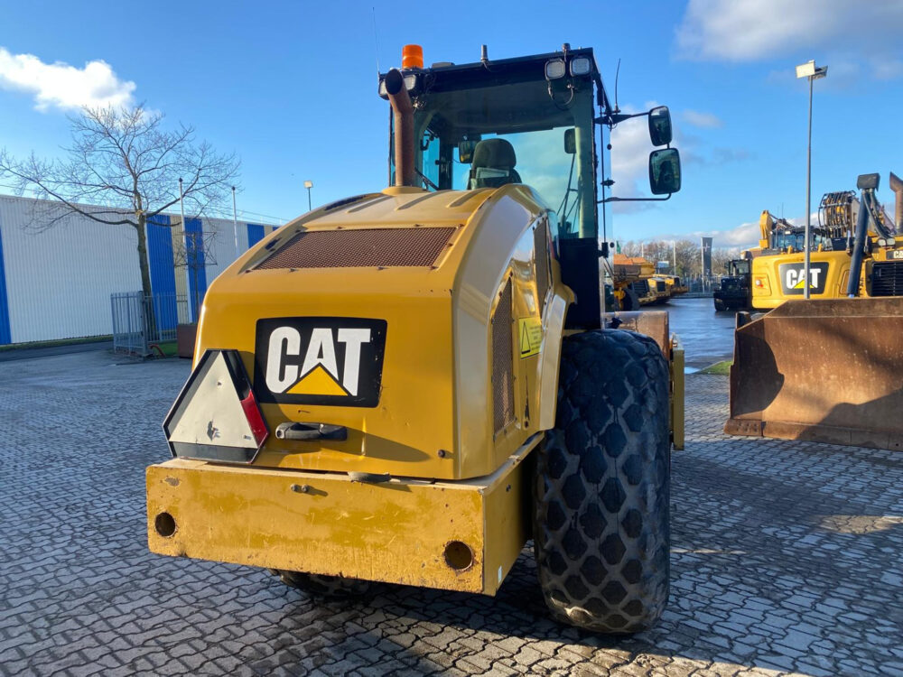 Caterpillar CS76 B wals