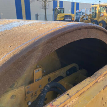 Caterpillar CS76 B wals