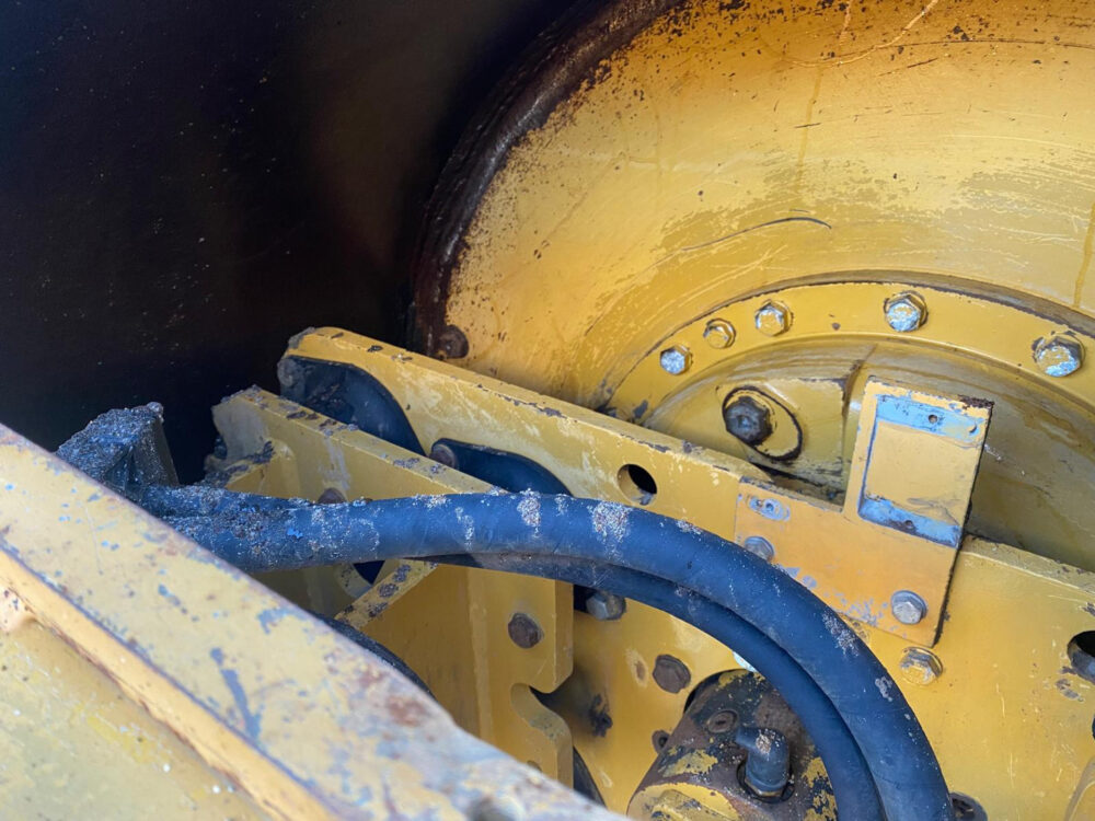 Caterpillar CS76 B wals