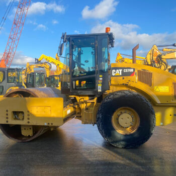 Caterpillar CS76 B wals