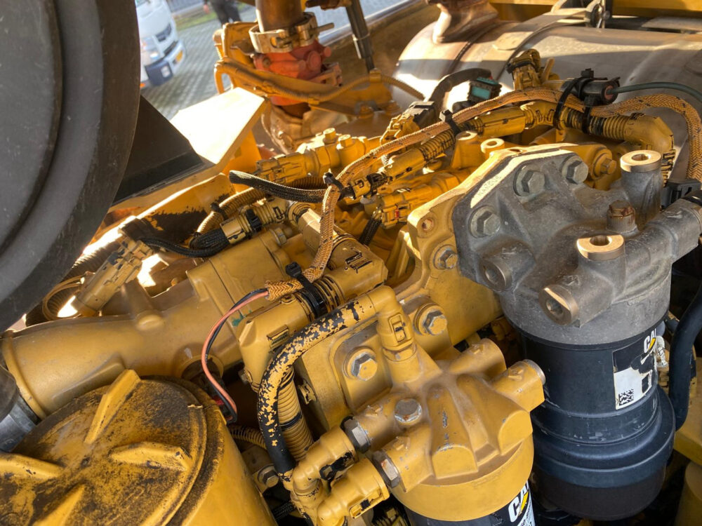 Caterpillar CS76 B wals
