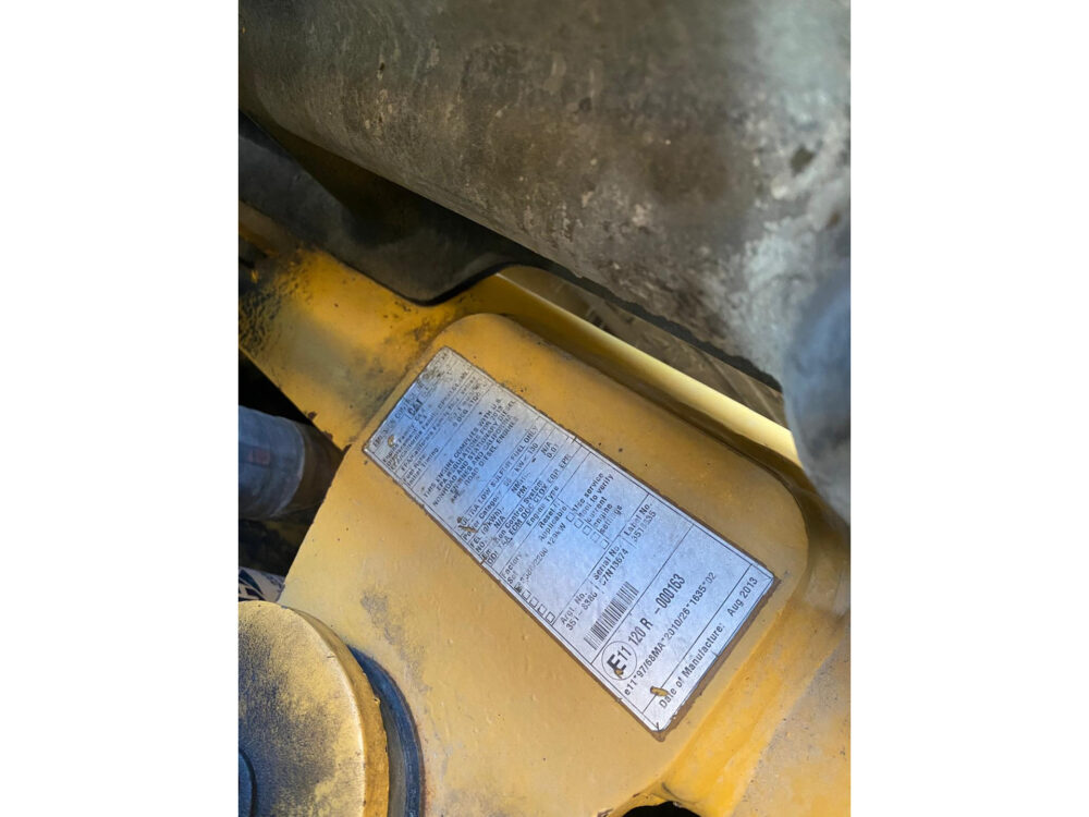 Caterpillar CS76 B wals