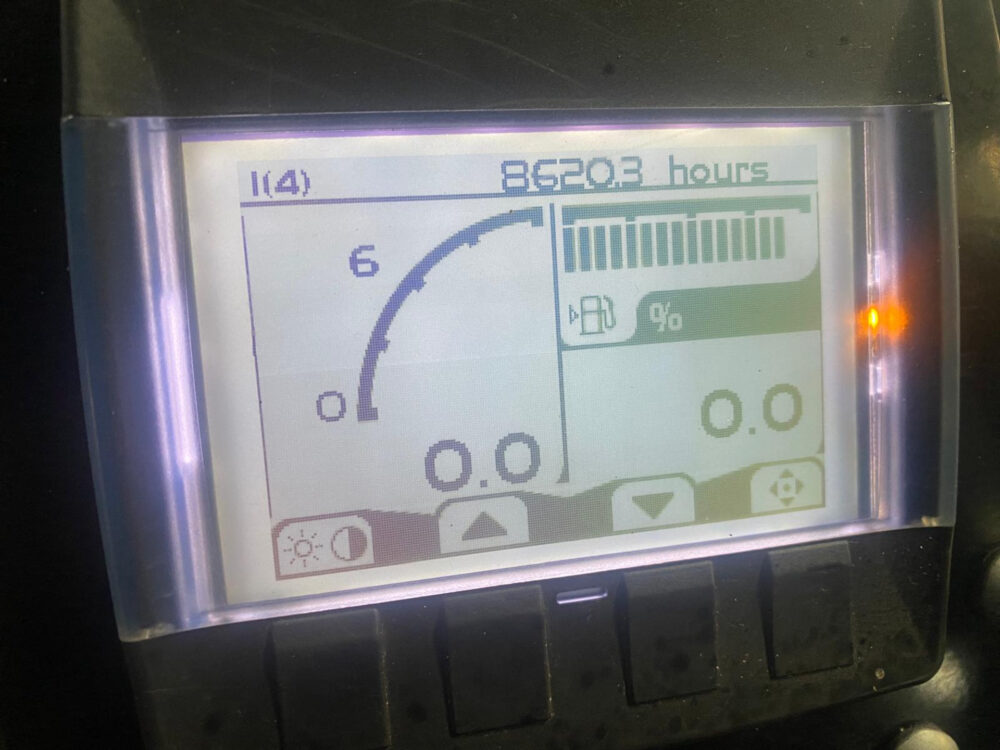 Caterpillar CS76 B wals