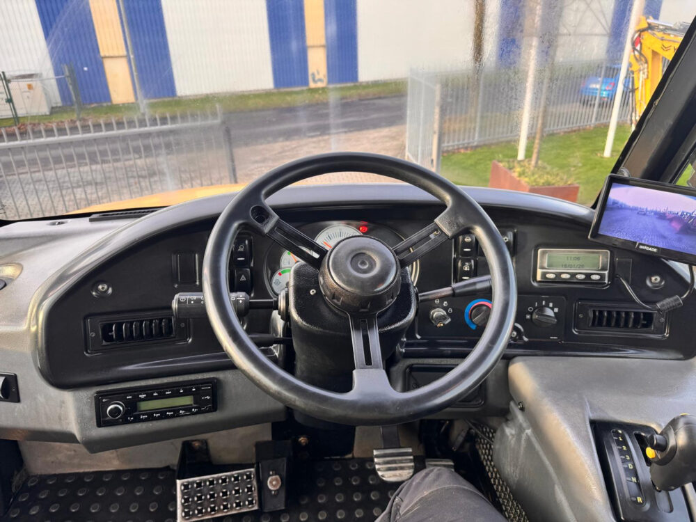 Caterpillar 740 knikdumper