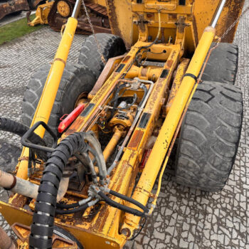 Caterpillar 740 knikdumper