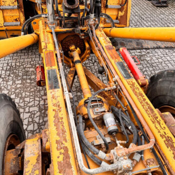 Caterpillar 740 knikdumper