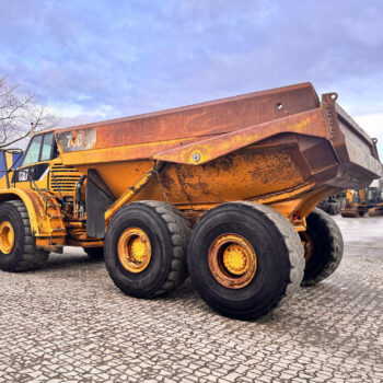 Caterpillar 740 knikdumper