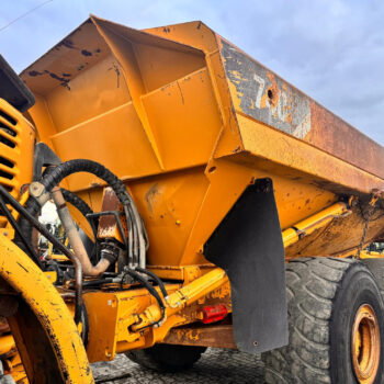 Caterpillar 740 knikdumper